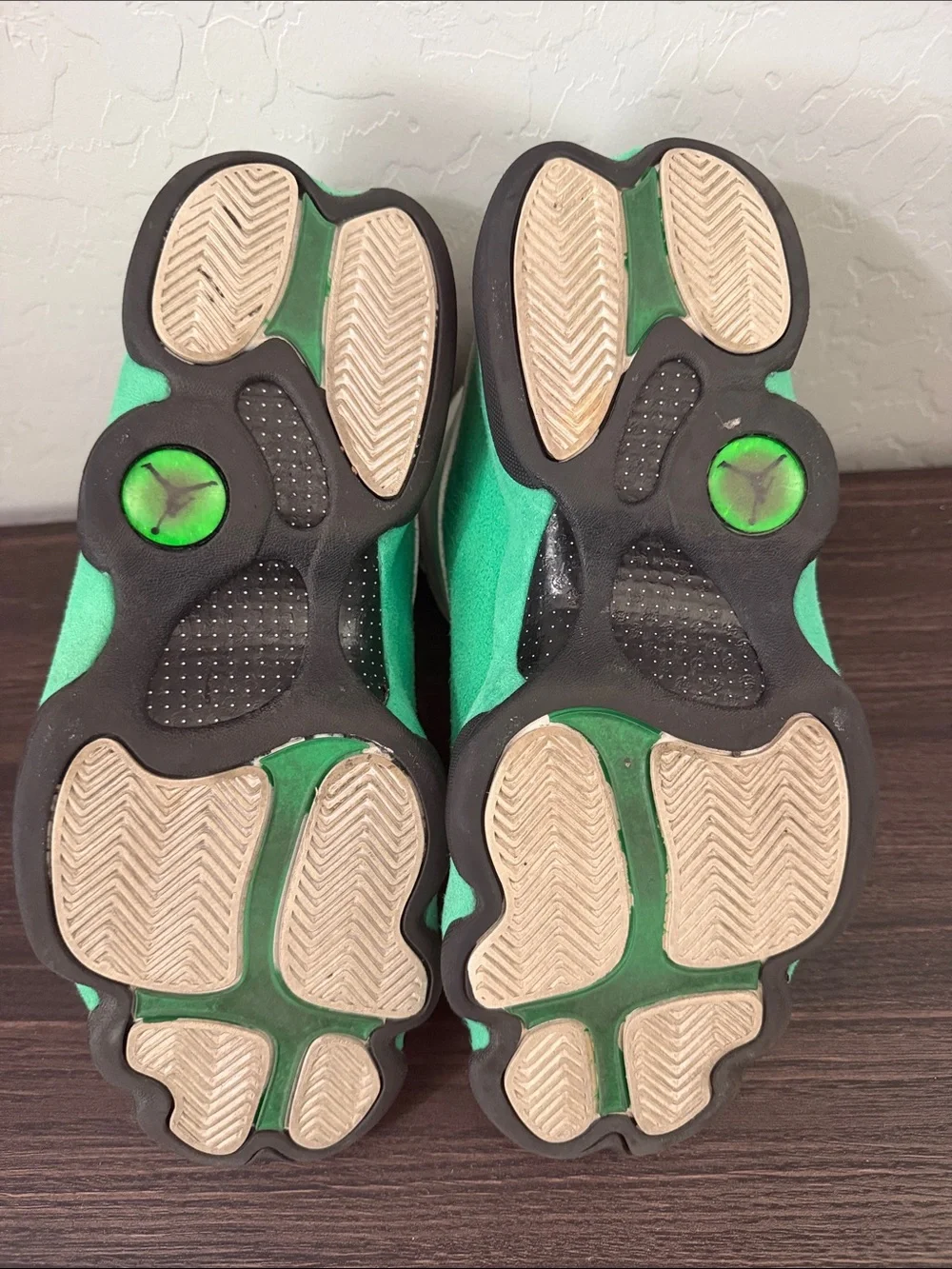 Air Jordan 13 Retro “Lucky Green”